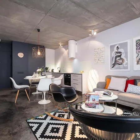 公寓 Modern And Elegant With Bathtub In Cracow Center By Renters