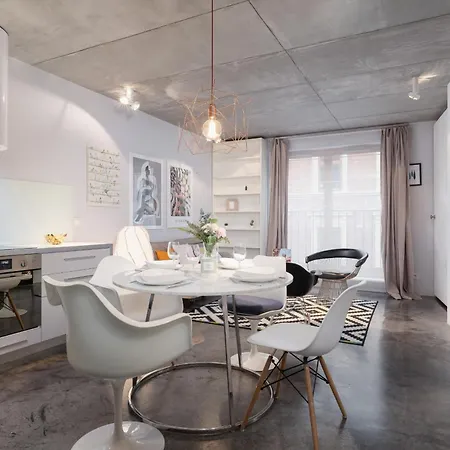 Apartman Modern And Elegant With Bathtub In Cracow Center By Renters *